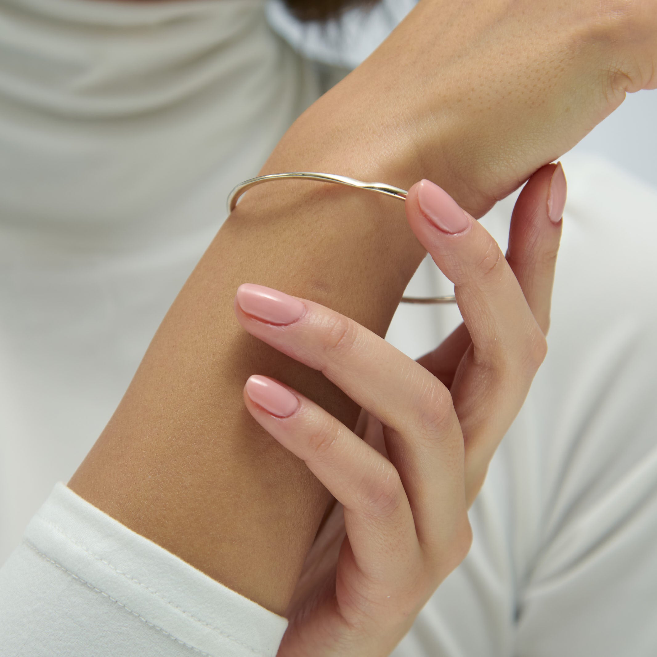 Arctic Shore Line Bangle